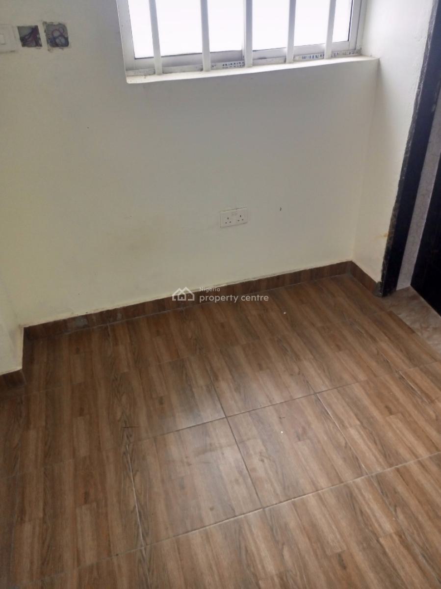 Medium Size Self Contain, Olive Garden Estate, Ogombo, Ajah, Lagos, Self Contain (single Rooms) for Rent