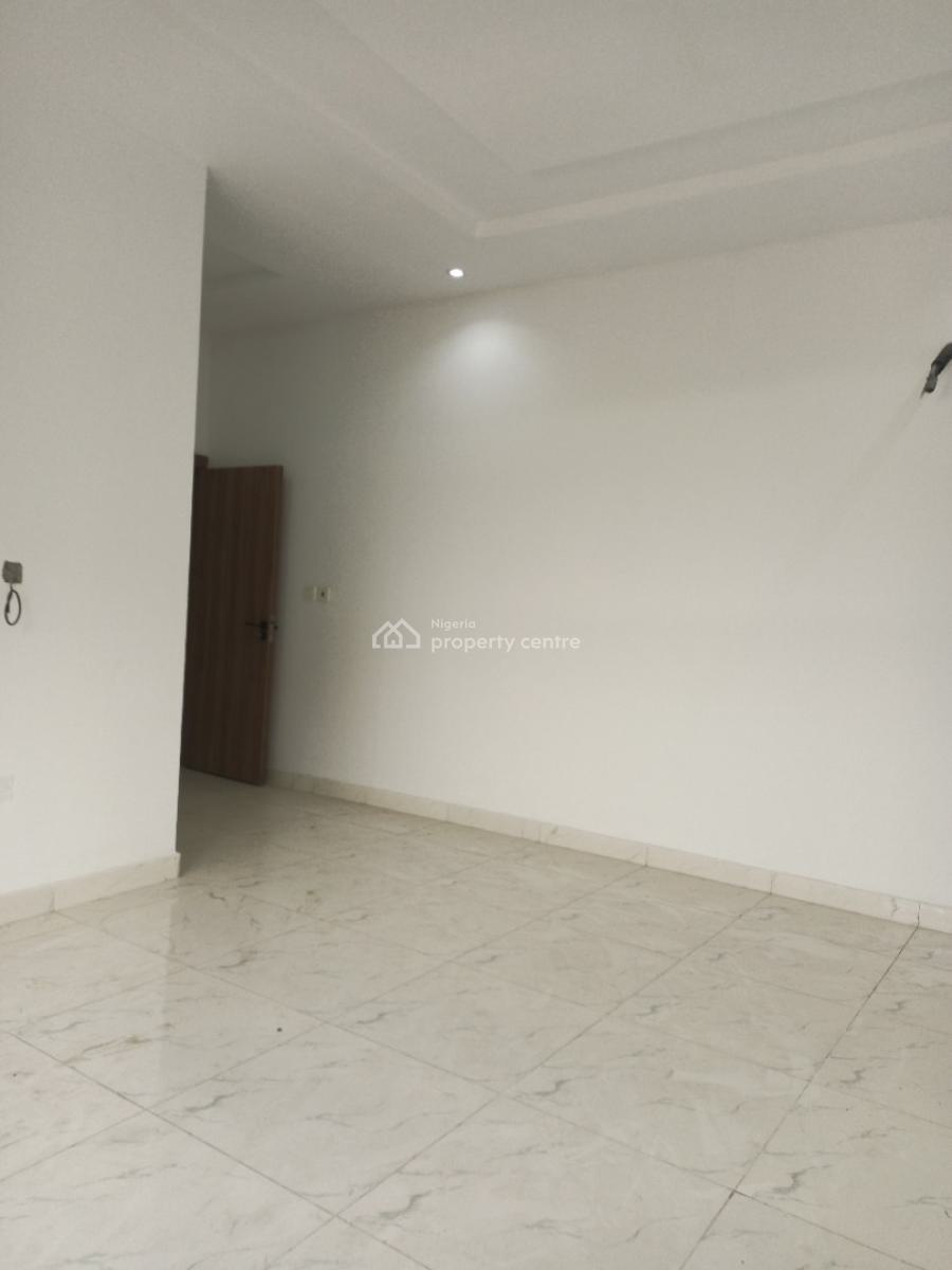 3 Bedroom Apartment with Bq, Lekki Phase 1, Lekki, Lagos, Block of Flats for Sale