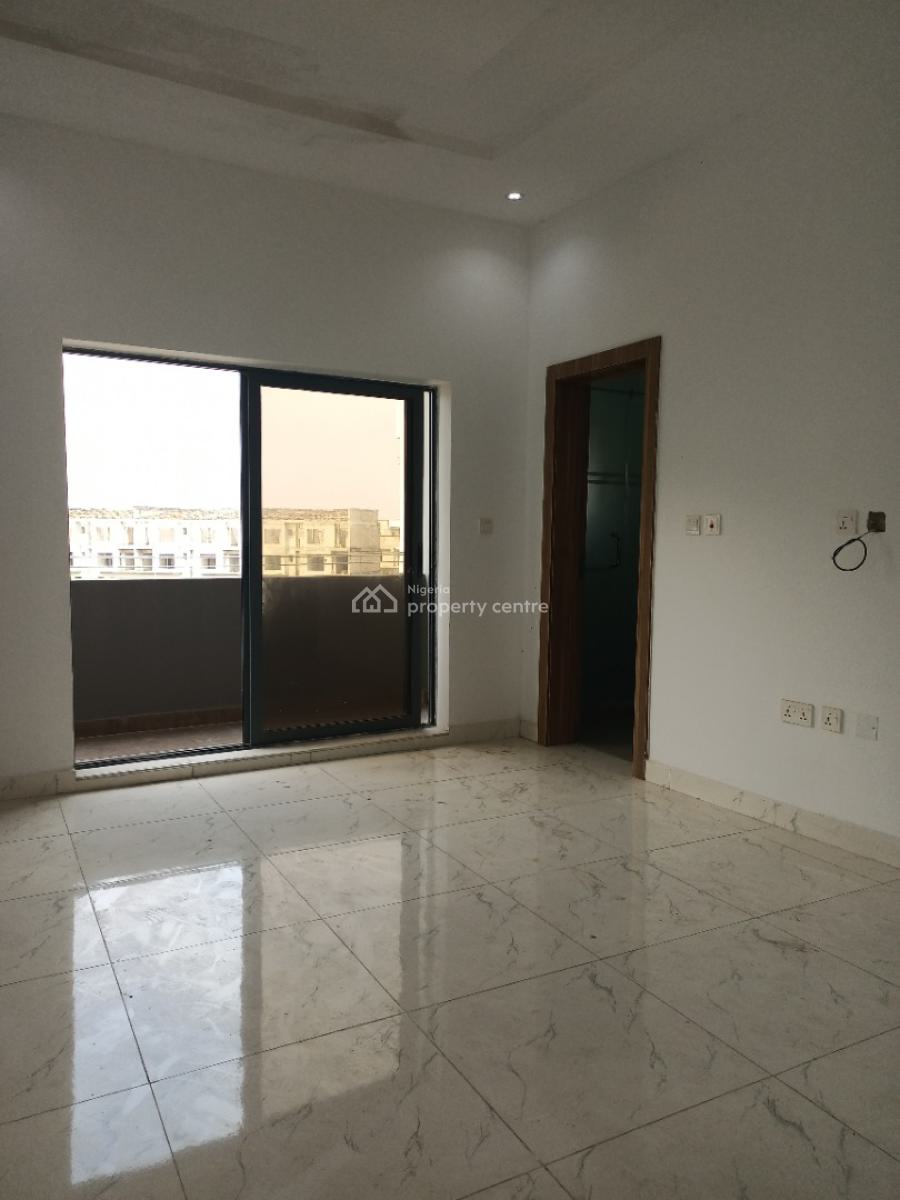 3 Bedroom Apartment with Bq, Lekki Phase 1, Lekki, Lagos, Block of Flats for Sale