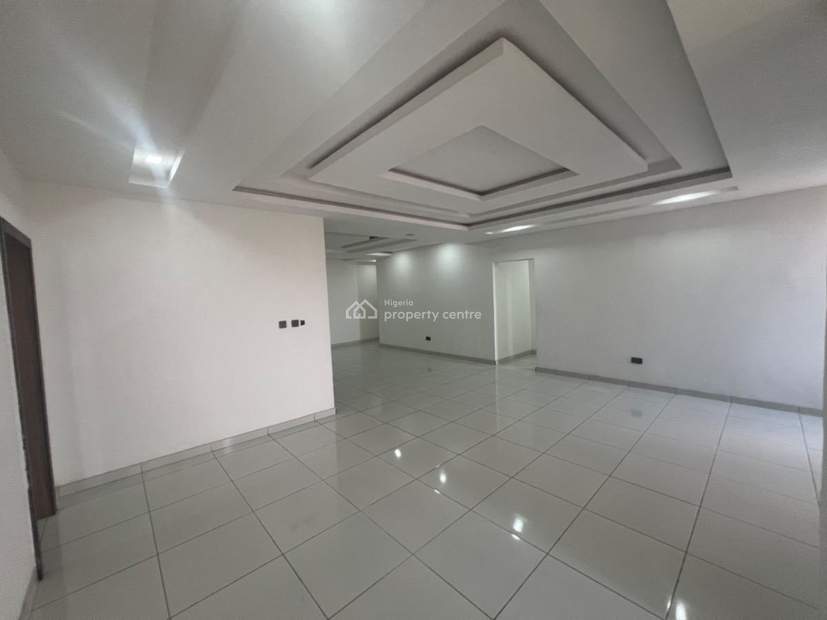 Standard 4 Bedrooms Penthouse with Roof Top & Bq, Ikate, Lekki, Lagos, Flat / Apartment for Sale