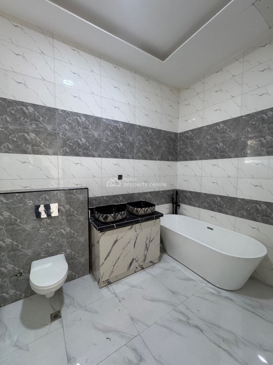 5 Bedroom Detached House with Pool, Lekki, Lagos, Detached Duplex for Sale