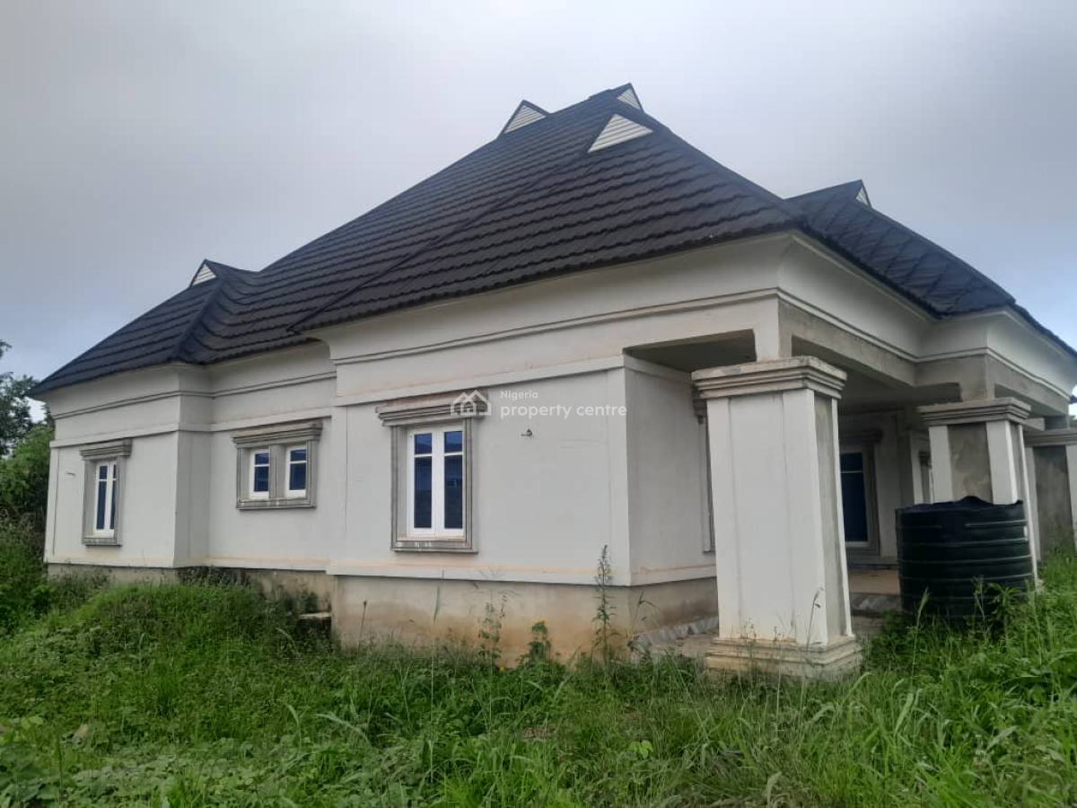 Luxury 4 Bedroom Flat, Ayee Community Oda Road, Akure, Ondo, Flat / Apartment for Sale