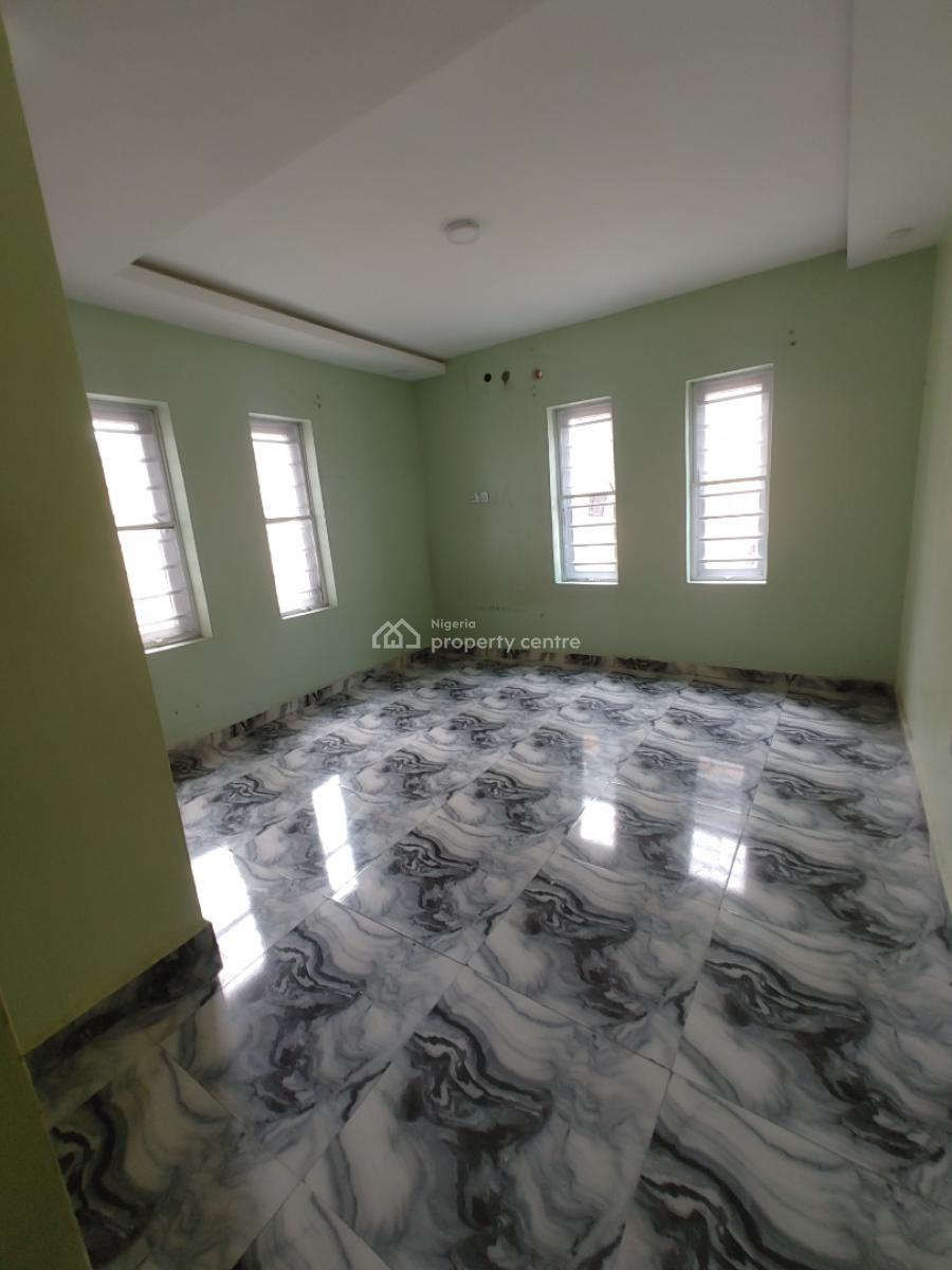 Sharp and Spacious 2 Bedroom in a Call in Estate, Sangotedo, Ajah, Lagos, Flat / Apartment for Rent