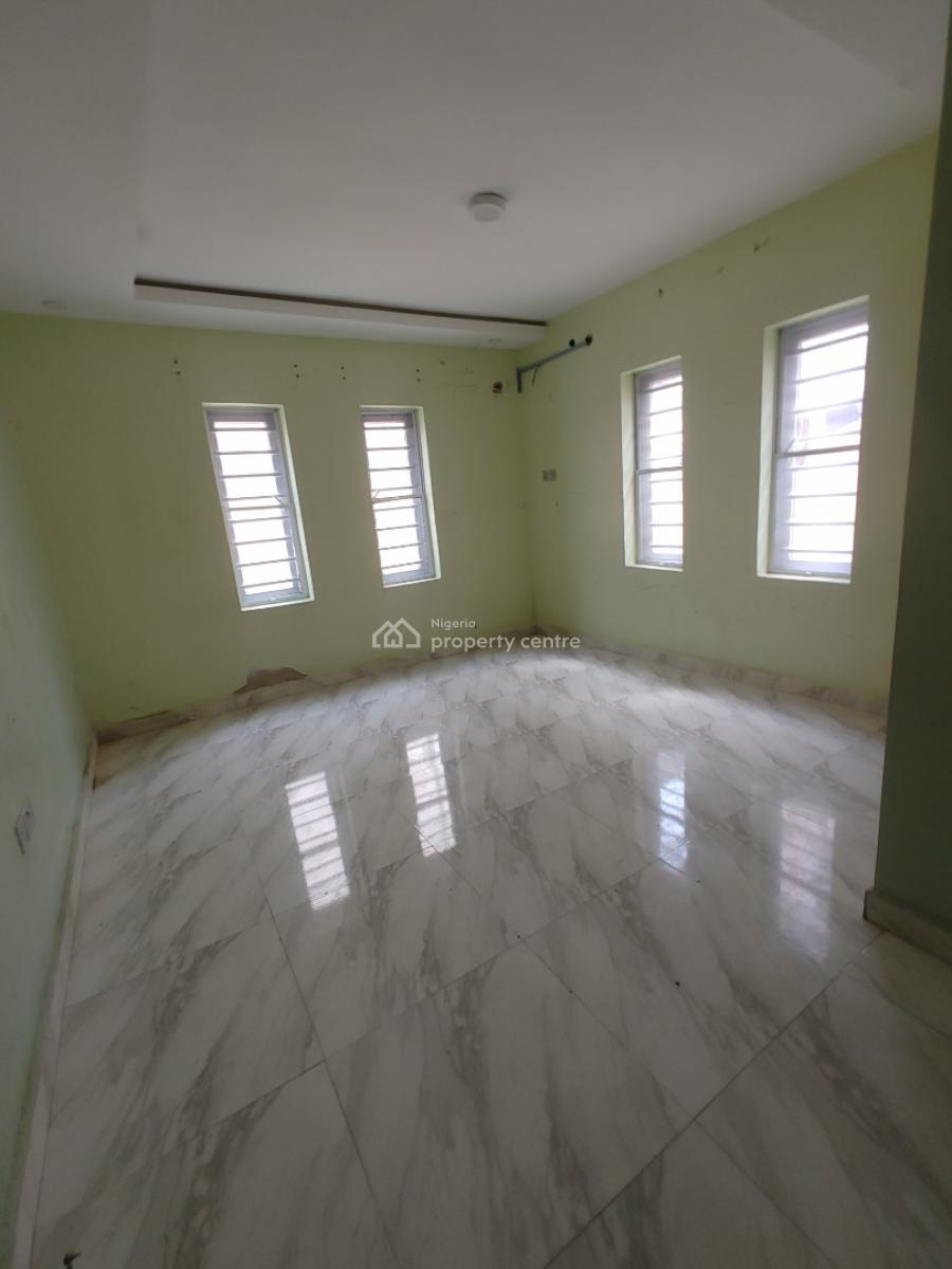 Sharp and Spacious 2 Bedroom in a Call in Estate, Sangotedo, Ajah, Lagos, Flat / Apartment for Rent