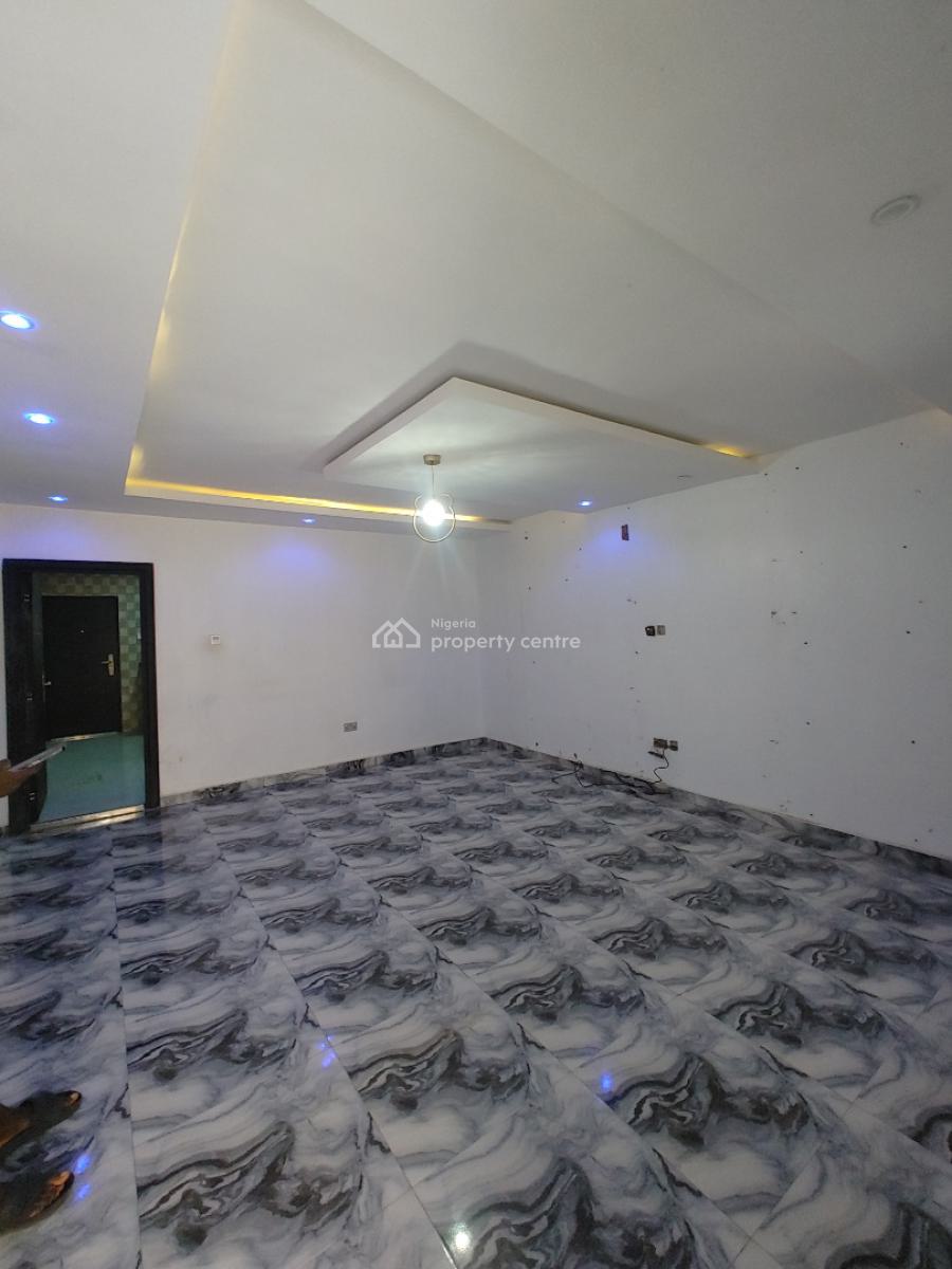 Sharp and Spacious 2 Bedroom in a Call in Estate, Sangotedo, Ajah, Lagos, Flat / Apartment for Rent