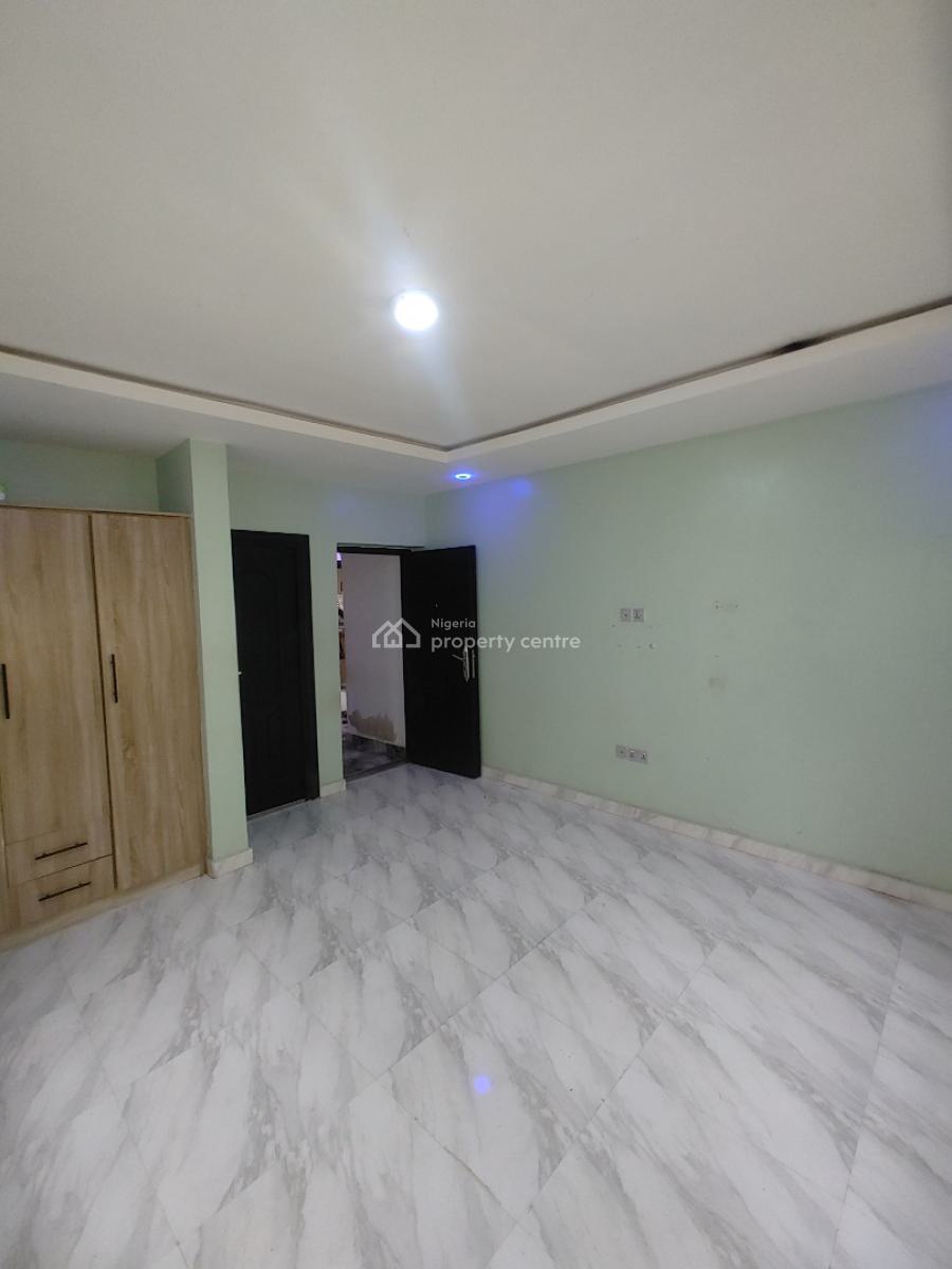 Sharp and Spacious 2 Bedroom in a Call in Estate, Sangotedo, Ajah, Lagos, Flat / Apartment for Rent
