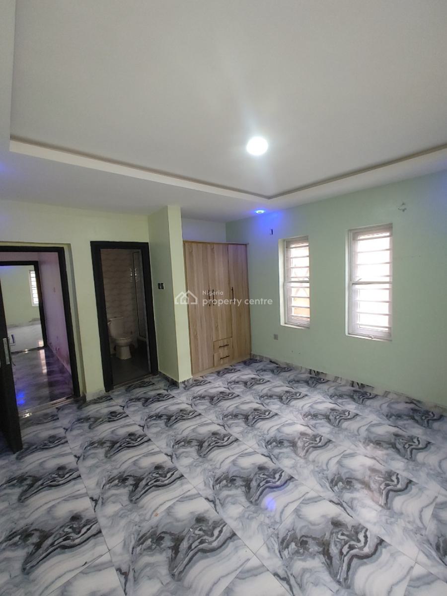 Sharp and Spacious 2 Bedroom in a Call in Estate, Sangotedo, Ajah, Lagos, Flat / Apartment for Rent