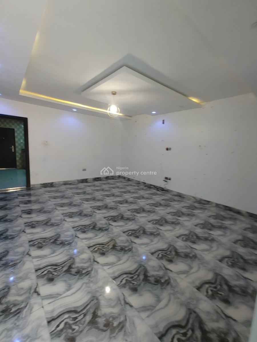Sharp and Spacious 2 Bedroom in a Call in Estate, Sangotedo, Ajah, Lagos, Flat / Apartment for Rent