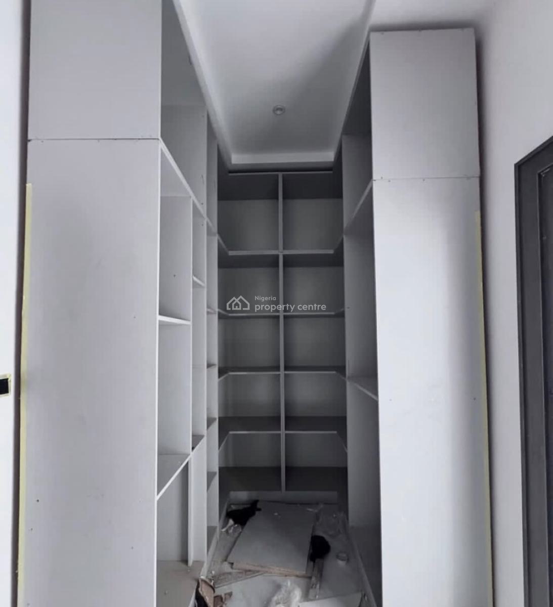 5 Bedrooms Fully Detached Duplex, Apo, Abuja, Detached Duplex for Sale