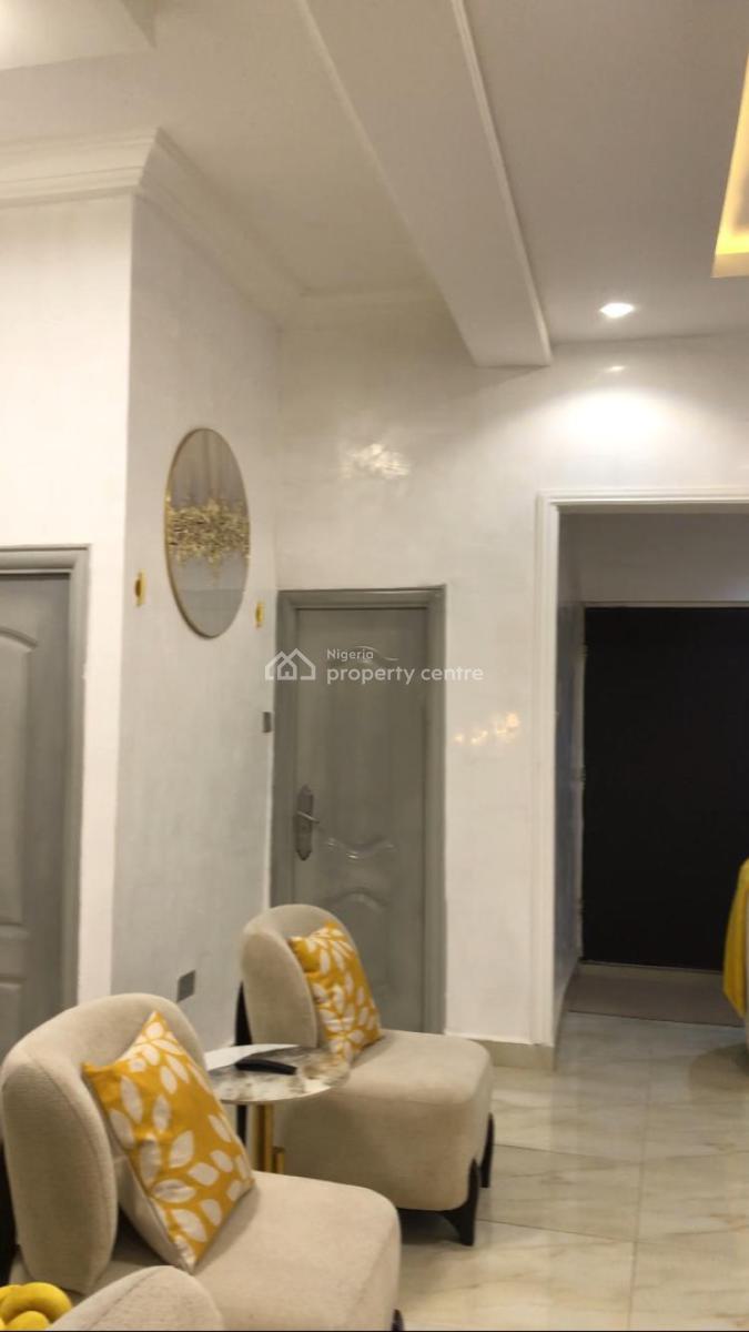 Fairly Used 4 Bedrooms Terrace Duplex with Bq, Off 1st Avenue, Gwarinpa, Abuja, Terraced Duplex for Sale
