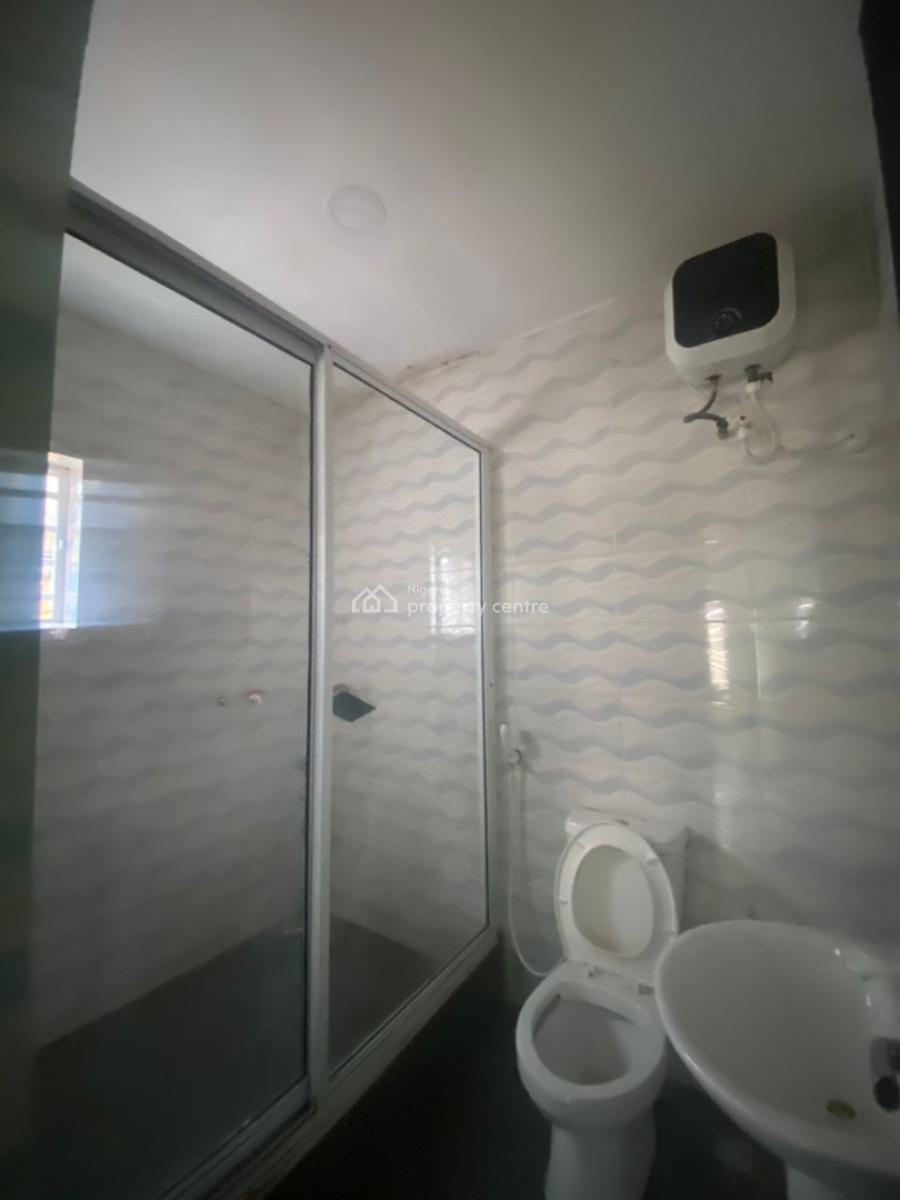 Massive 2 Bedroom Flat, Sangotedo, Ajah, Lagos, Flat / Apartment for Rent