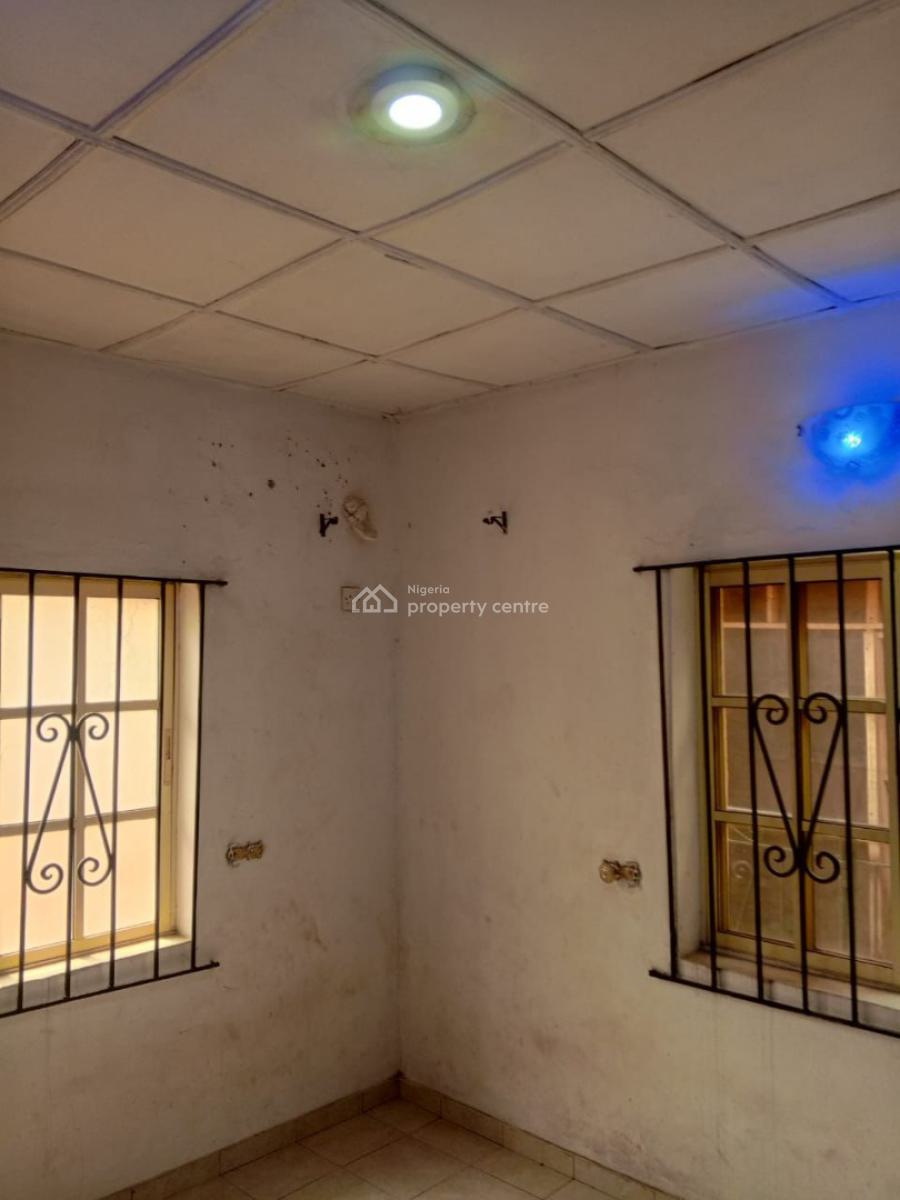 Lovely 2 Bedroom Apartment, Gra, Ogudu, Lagos, Flat / Apartment for Rent