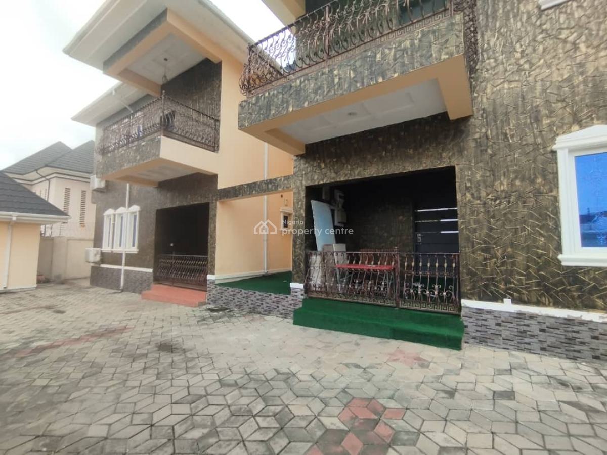 Well Renovated 4 Bedroom Semi Detached Duplex, Jahi, Abuja, Semi-detached Duplex for Rent