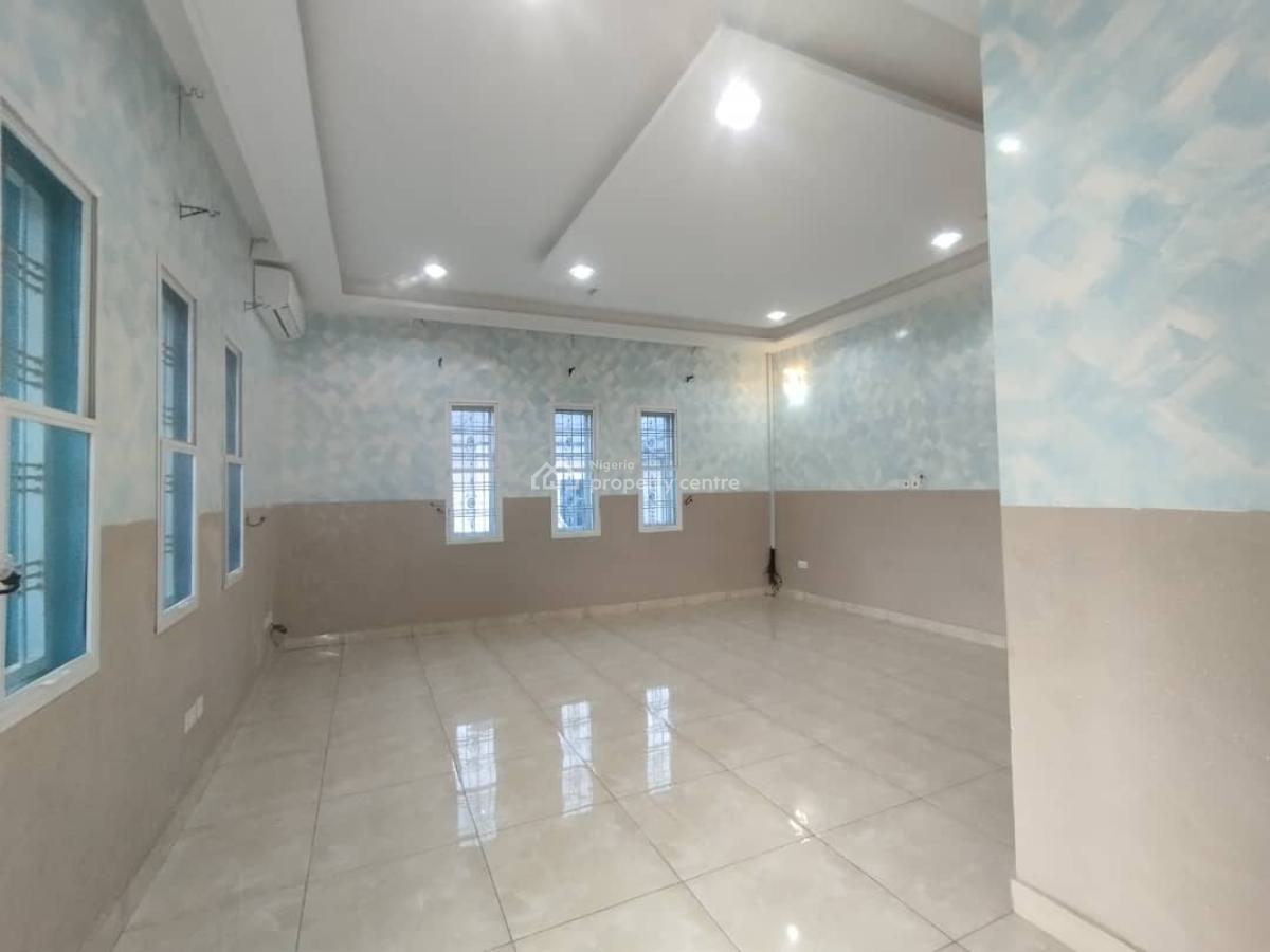 Well Renovated 4 Bedroom Semi Detached Duplex, Jahi, Abuja, Semi-detached Duplex for Rent