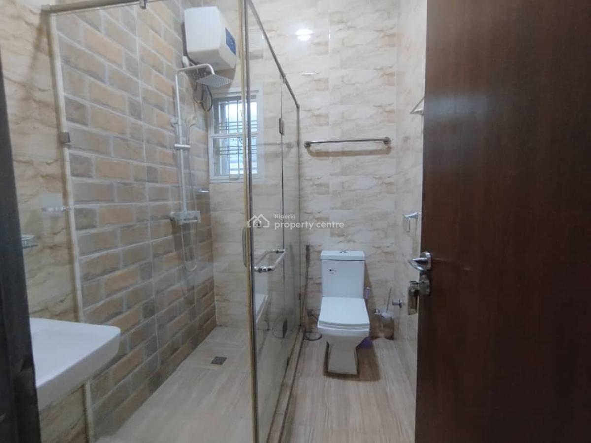 Well Renovated 4 Bedroom Semi Detached Duplex, Jahi, Abuja, Semi-detached Duplex for Rent