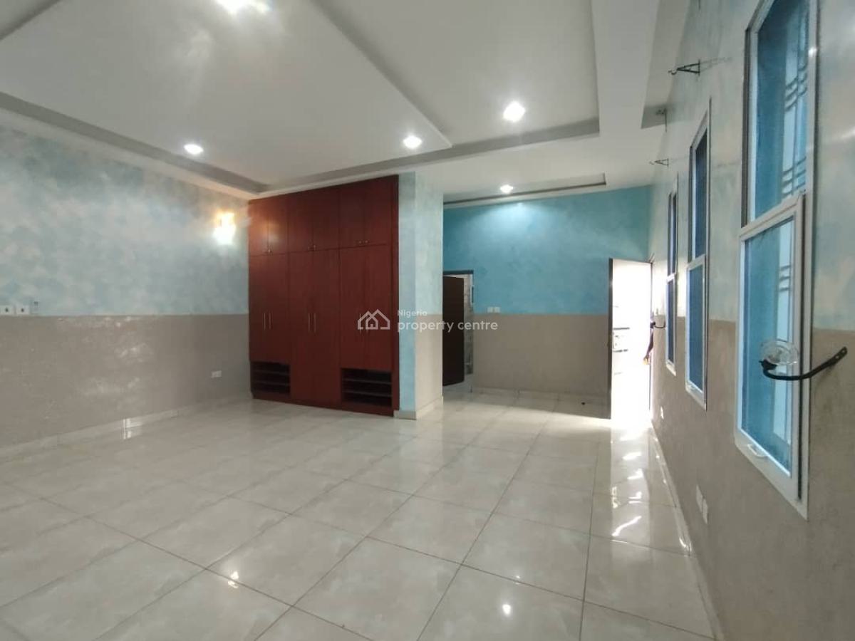 Well Renovated 4 Bedroom Semi Detached Duplex, Jahi, Abuja, Semi-detached Duplex for Rent