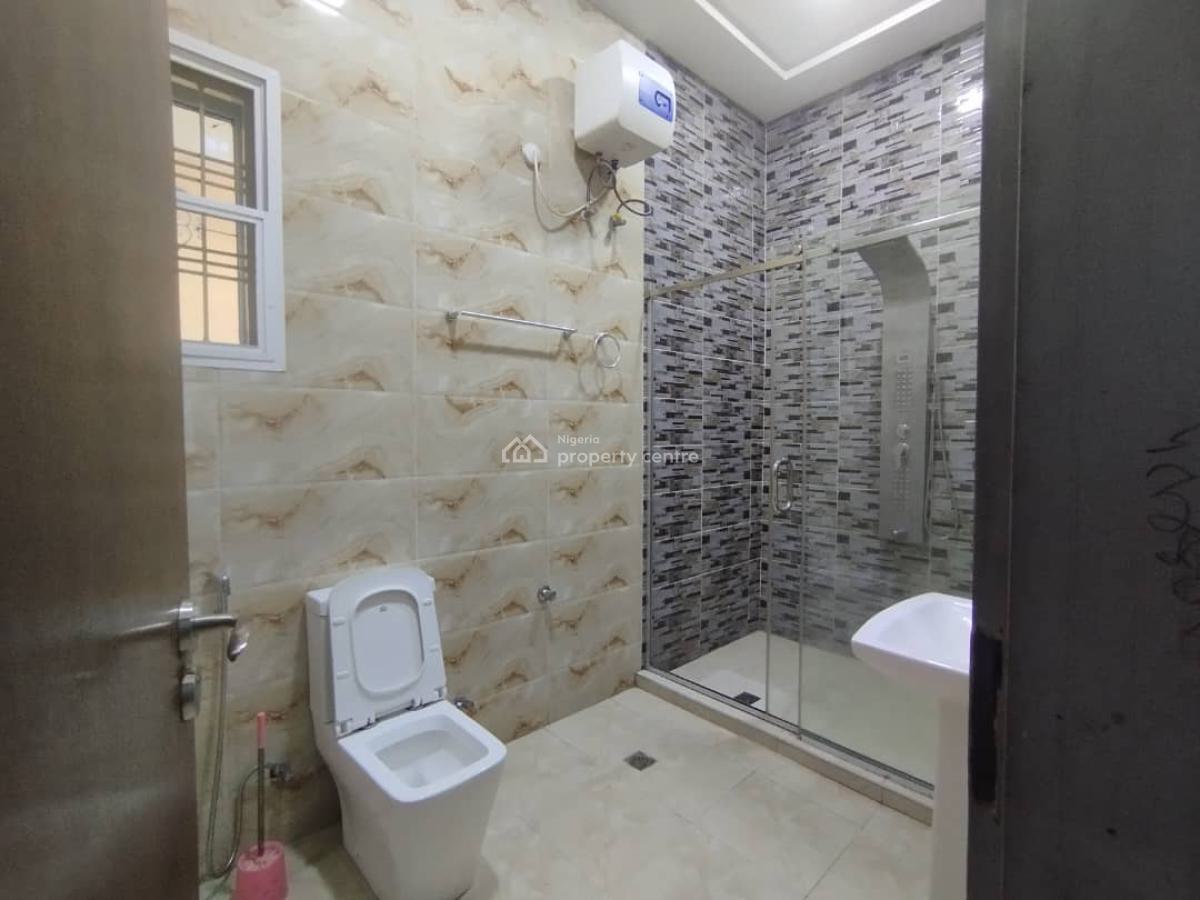 Well Renovated 4 Bedroom Semi Detached Duplex, Jahi, Abuja, Semi-detached Duplex for Rent
