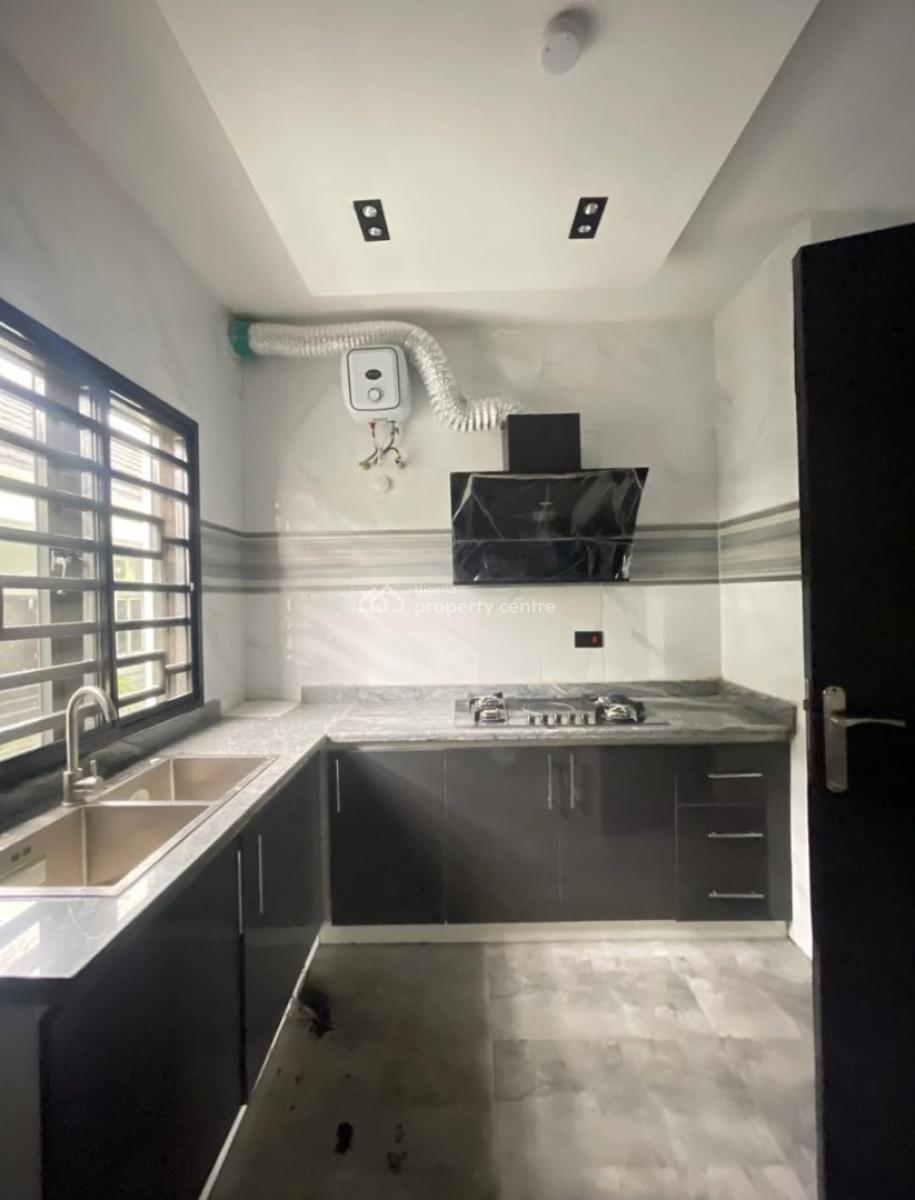 Luxury Well Maintained 4 Bedroom Terrace Duplex with a Bq, Old Ikoyi, Ikoyi, Lagos, Terraced Duplex for Sale