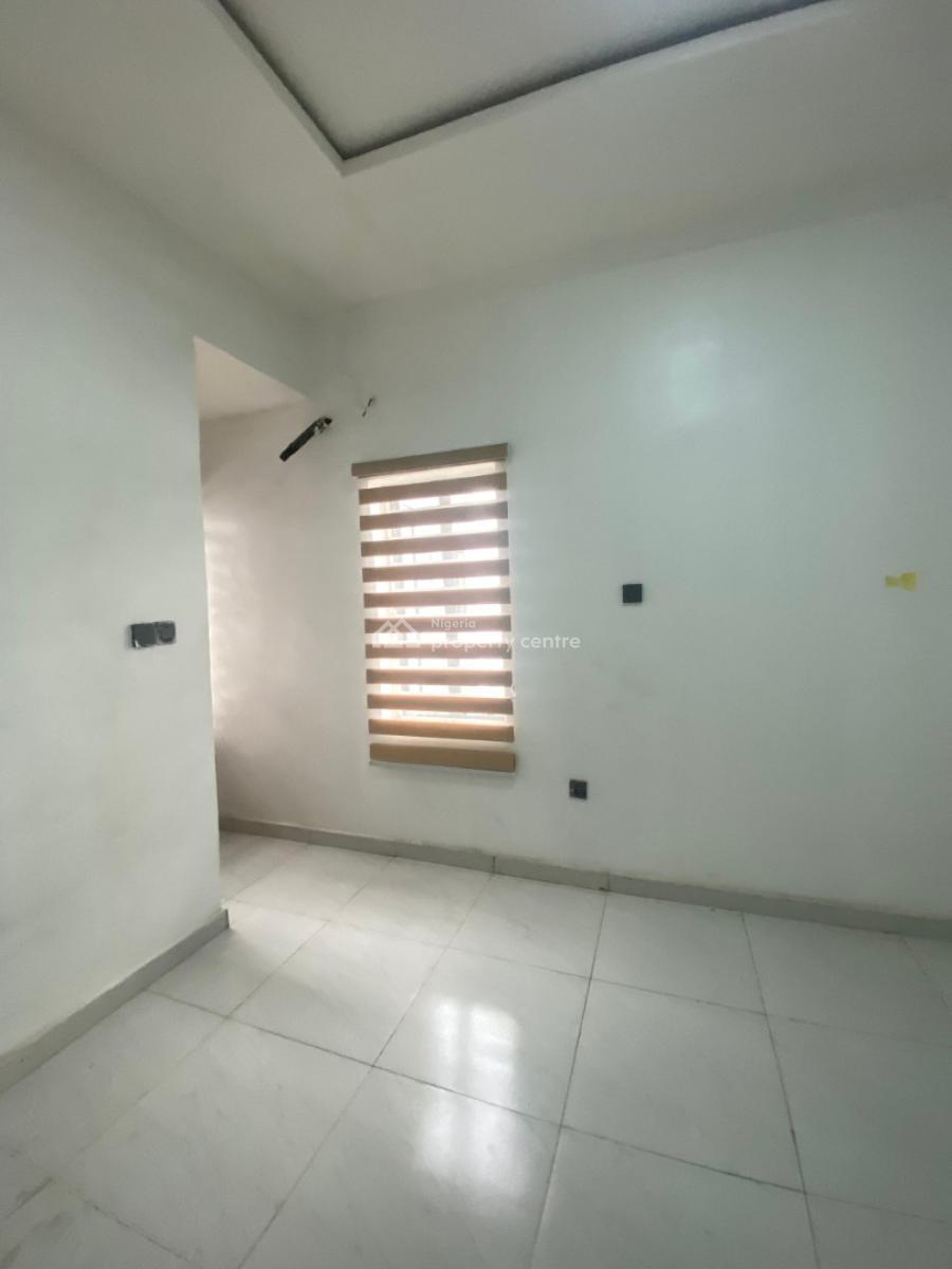 a Nice Room Self Contain in a Shared Apartment, Ikota G.r.a, Ikota, Lekki, Lagos, Self Contain (single Rooms) for Rent