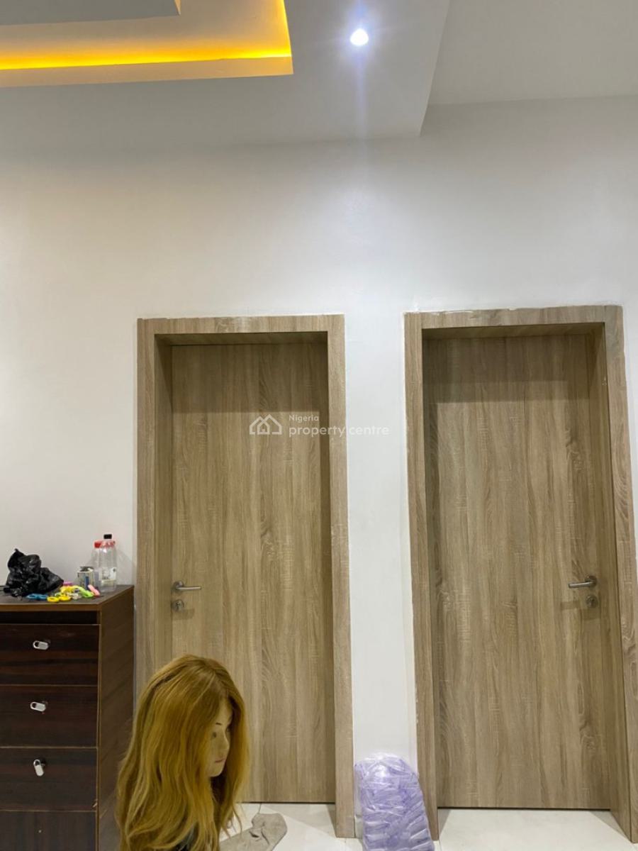 a Nice Room Self Contain in a Shared Apartment, Ikota G.r.a, Ikota, Lekki, Lagos, Self Contain (single Rooms) for Rent