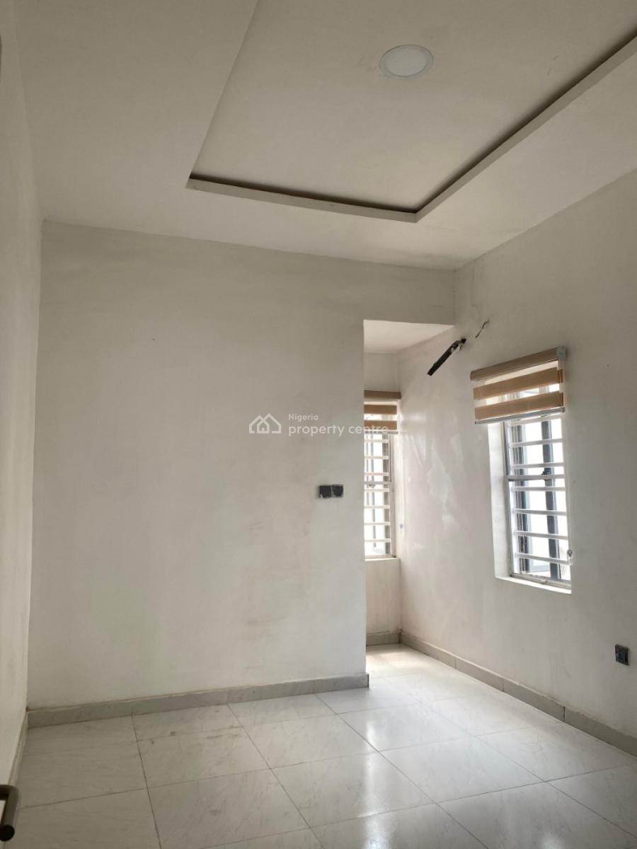 a Nice Room Self Contain in a Shared Apartment, Ikota G.r.a, Ikota, Lekki, Lagos, Self Contain (single Rooms) for Rent