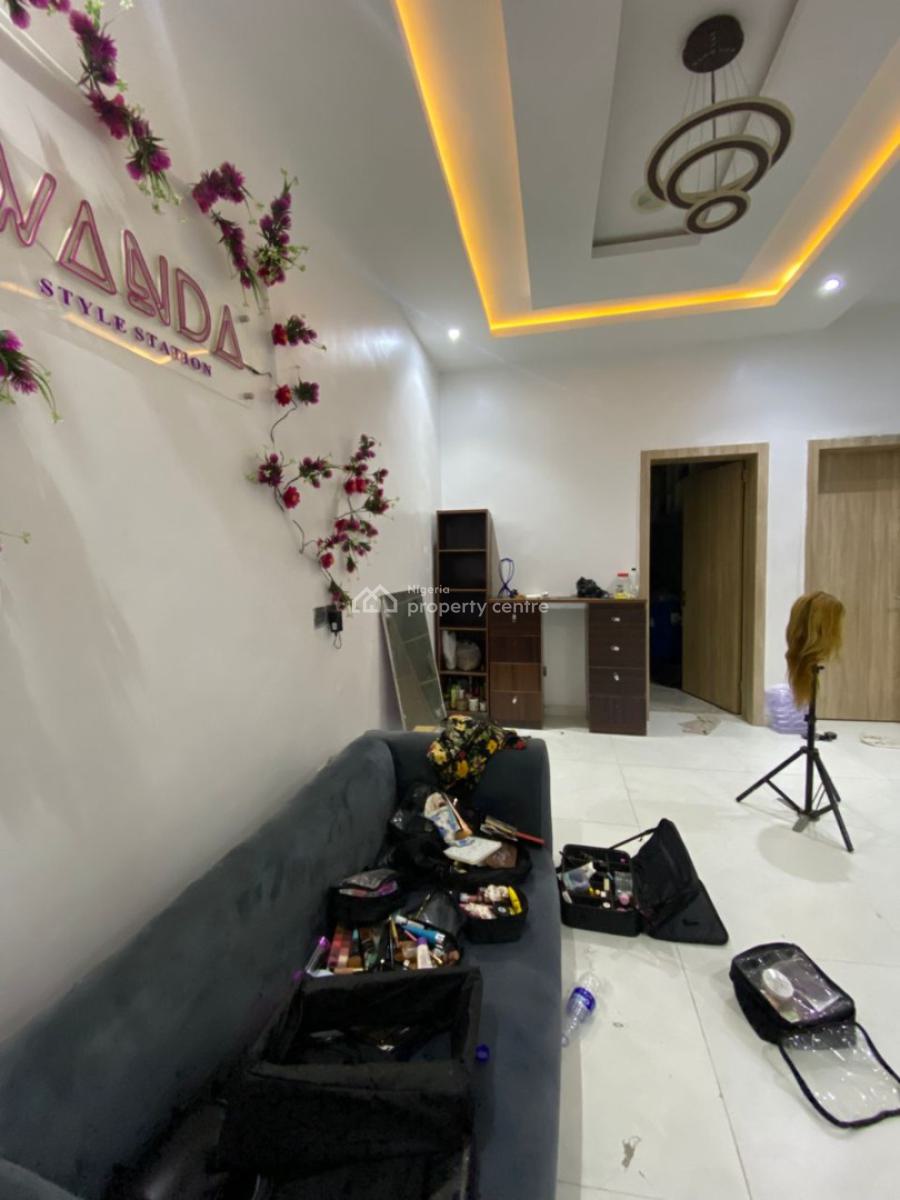 a Nice Room Self Contain in a Shared Apartment, Ikota G.r.a, Ikota, Lekki, Lagos, Self Contain (single Rooms) for Rent