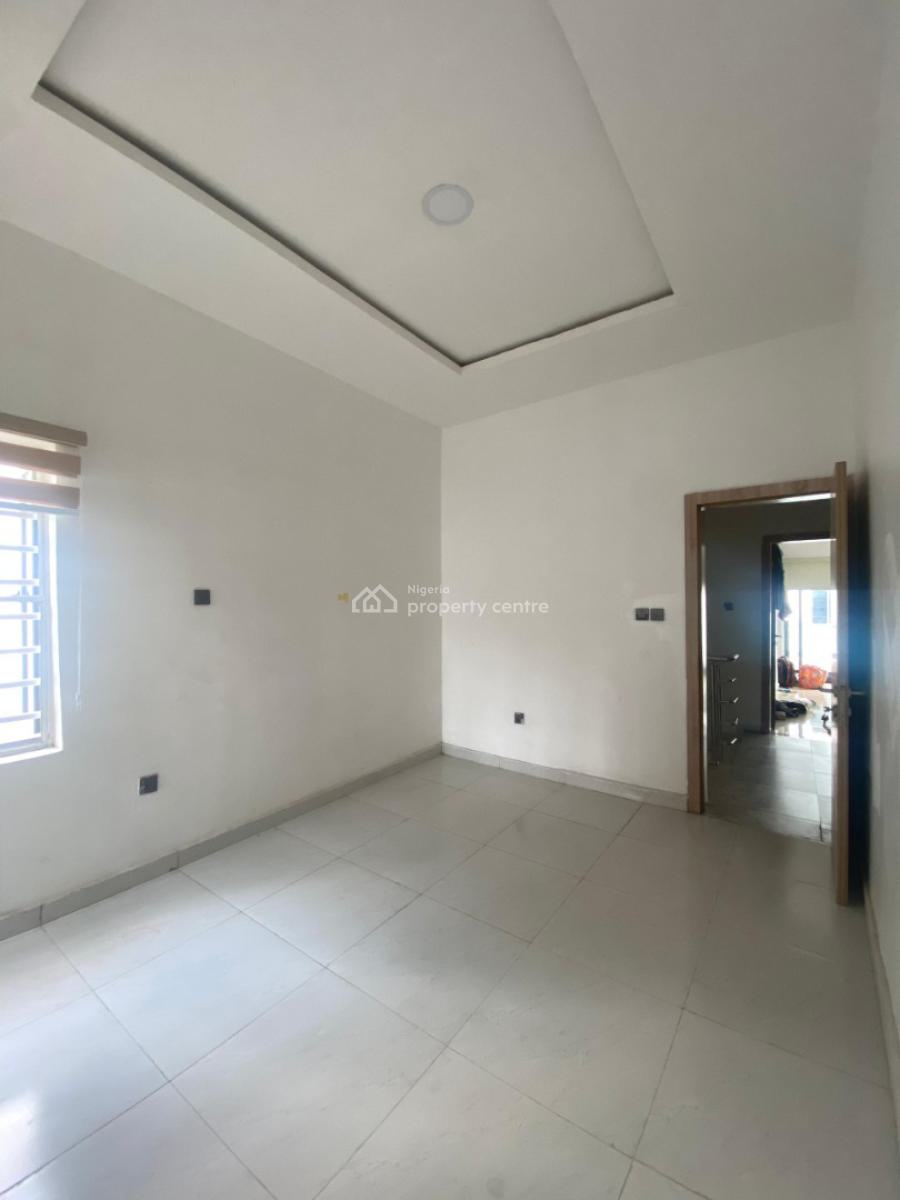 a Nice Room Self Contain in a Shared Apartment, Ikota G.r.a, Ikota, Lekki, Lagos, Self Contain (single Rooms) for Rent