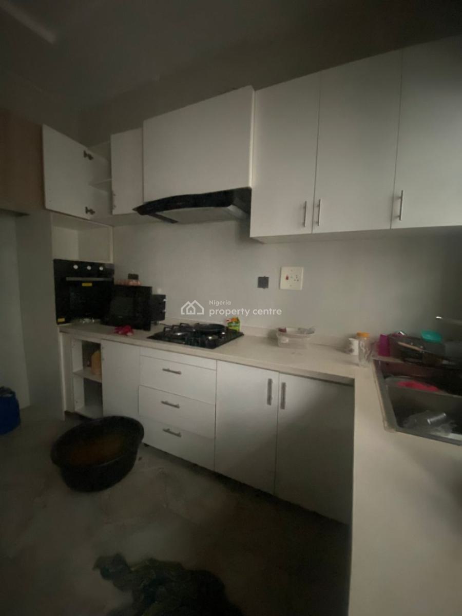 a Nice Room Self Contain in a Shared Apartment, Ikota G.r.a, Ikota, Lekki, Lagos, Self Contain (single Rooms) for Rent