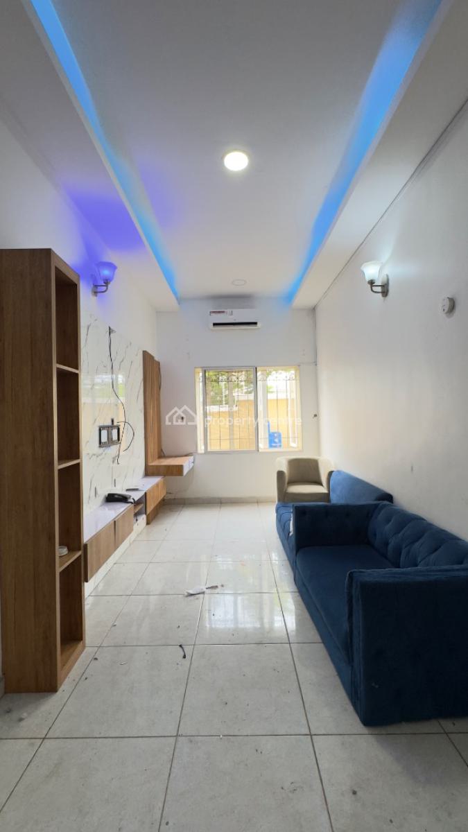 Standard 1 Bedroom Flat, 6th Avenue, Gwarinpa, Abuja, Flat / Apartment for Rent