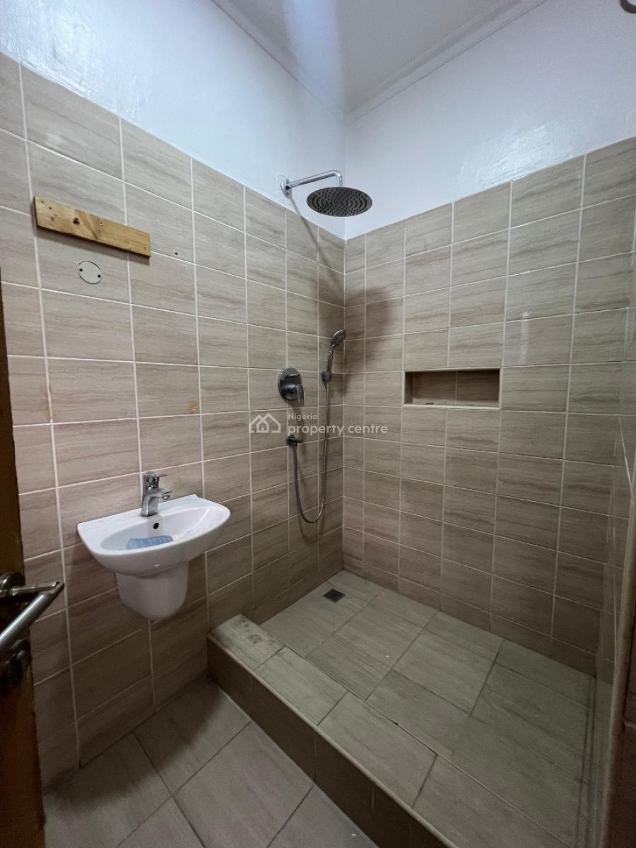 Clean 4 Bedroom Self Compound Semi Detached Diplex, Off Admiralty Way, Lekki Phase 1, Lekki, Lagos, Semi-detached Duplex for Rent
