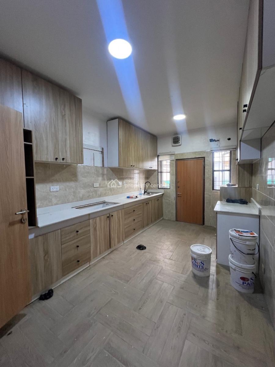 Clean 4 Bedroom Self Compound Semi Detached Diplex, Off Admiralty Way, Lekki Phase 1, Lekki, Lagos, Semi-detached Duplex for Rent