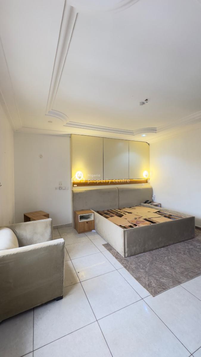 Newly Vacated Self Contain, 6th Avenue, Gwarinpa, Abuja, Flat / Apartment for Rent