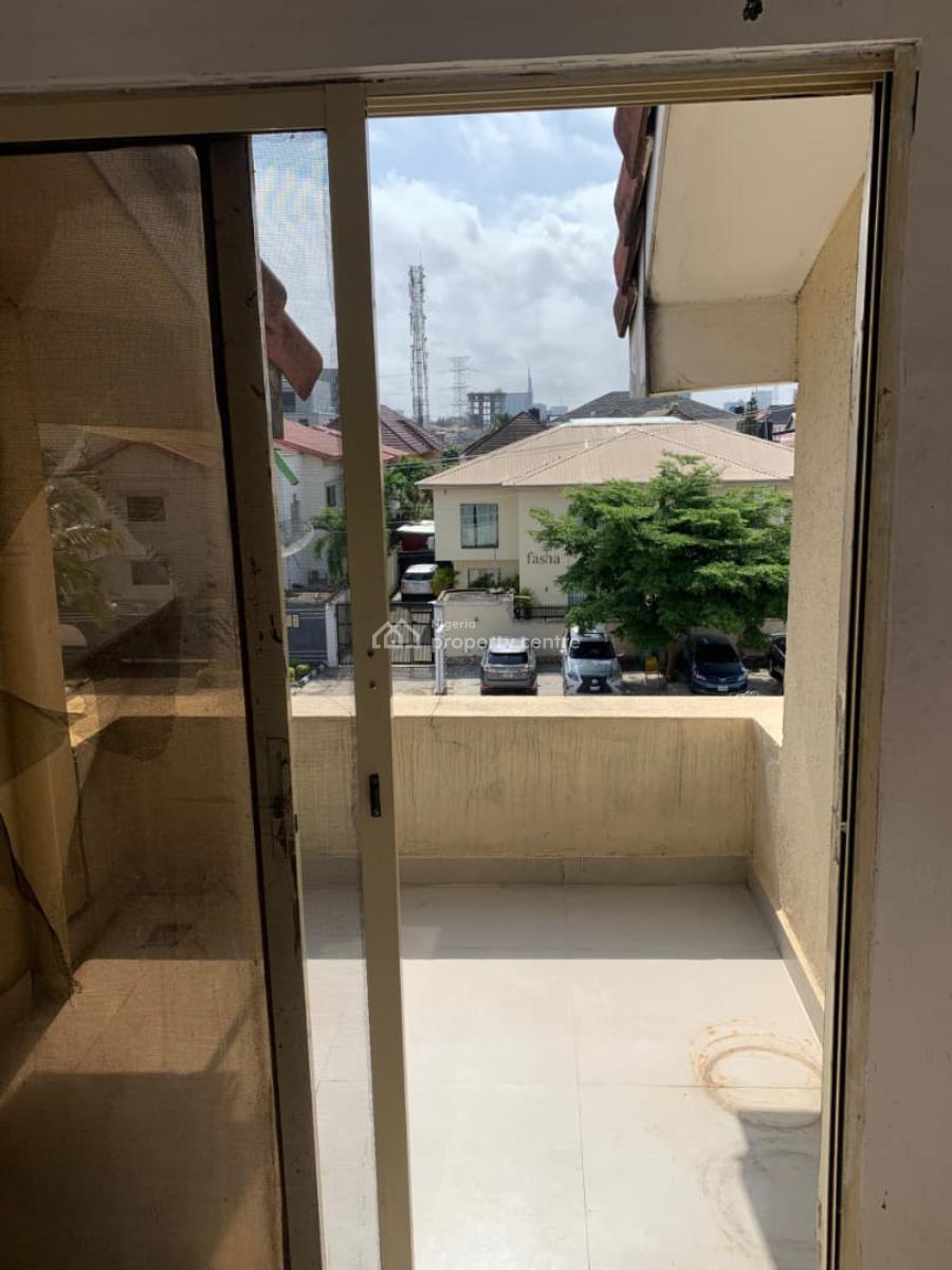 Spacious Studio Apartment, Lekki Phase 1, Lekki, Lagos, Self Contain (single Rooms) for Rent