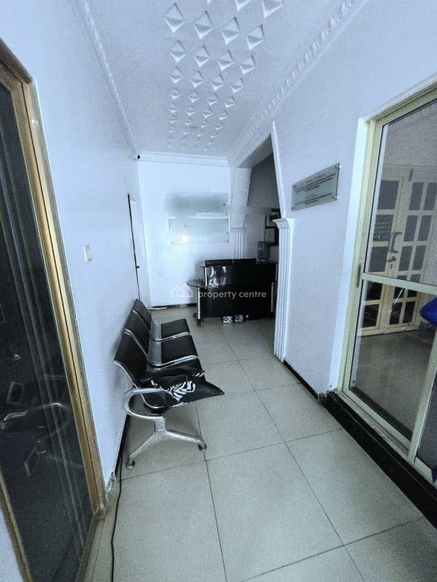 Extra-large 2 Rooms Office Space, Lekki Phase 1, Lekki, Lagos, Office Space for Rent