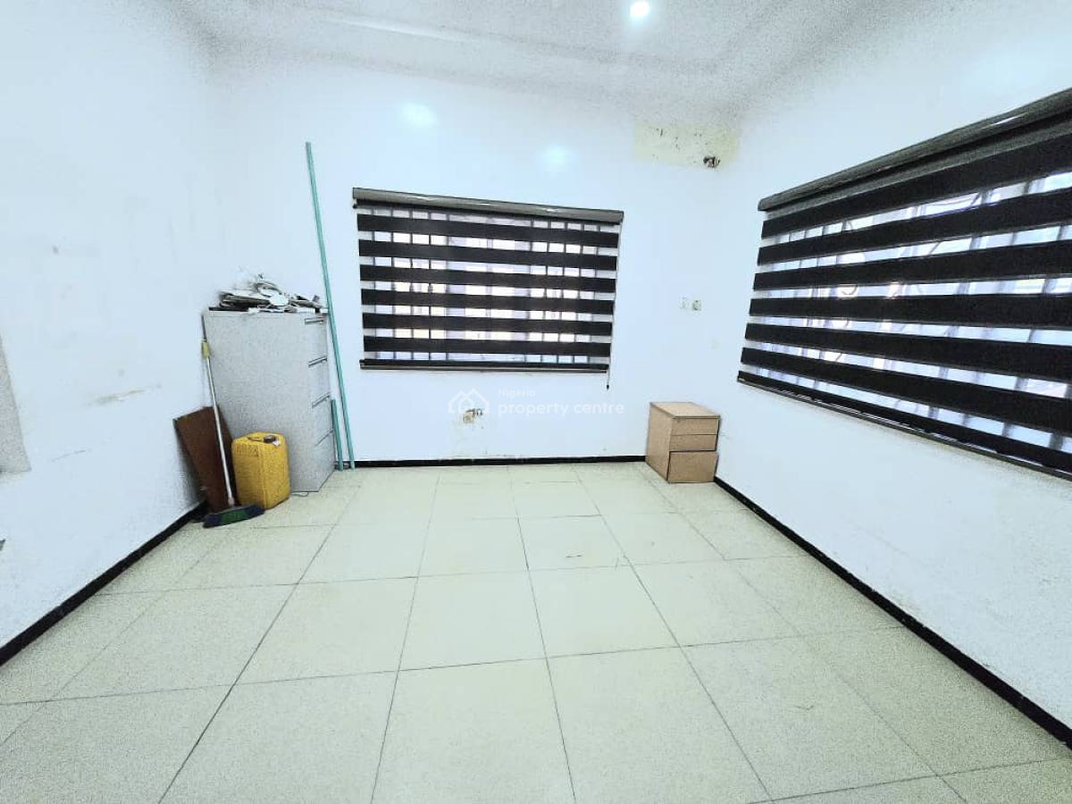 Extra-large 2 Rooms Office Space, Lekki Phase 1, Lekki, Lagos, Office Space for Rent