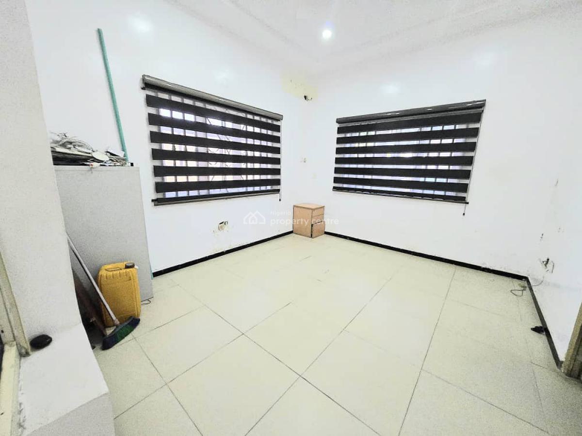 Extra-large 2 Rooms Office Space, Lekki Phase 1, Lekki, Lagos, Office Space for Rent