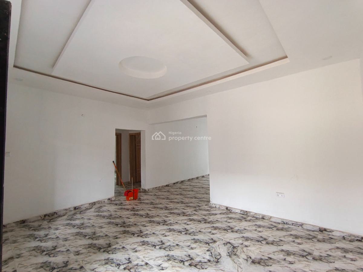 3 Bedroom Flat, Ebute Igbogbo Road, Ikorodu, Lagos, Flat / Apartment for Rent