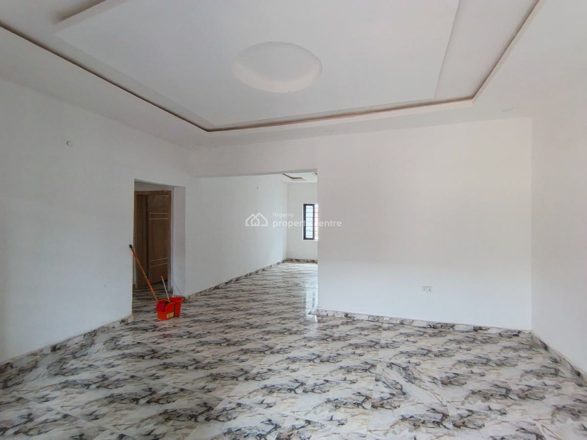 3 Bedroom Flat, Ebute Igbogbo Road, Ikorodu, Lagos, Flat / Apartment for Rent