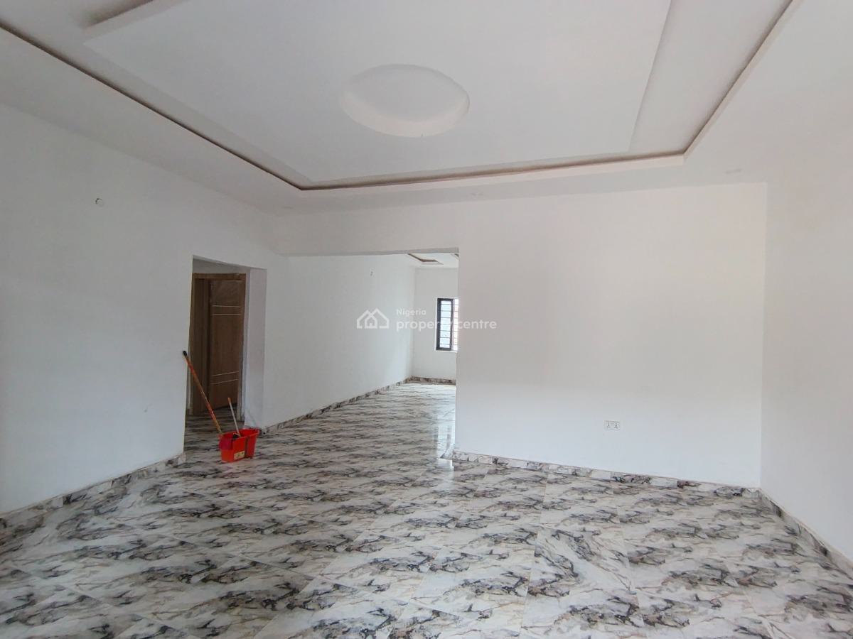 3 Bedroom Flat, Ebute Igbogbo Road, Ikorodu, Lagos, Flat / Apartment for Rent