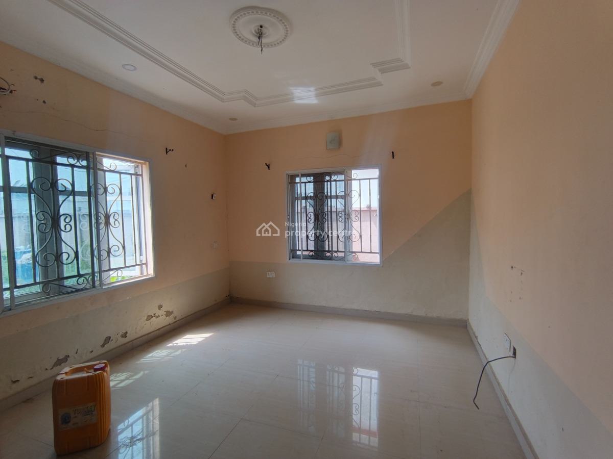 2 Bedroom Flat, Ebute Igbogbo Road, Ikorodu, Lagos, Flat / Apartment for Rent