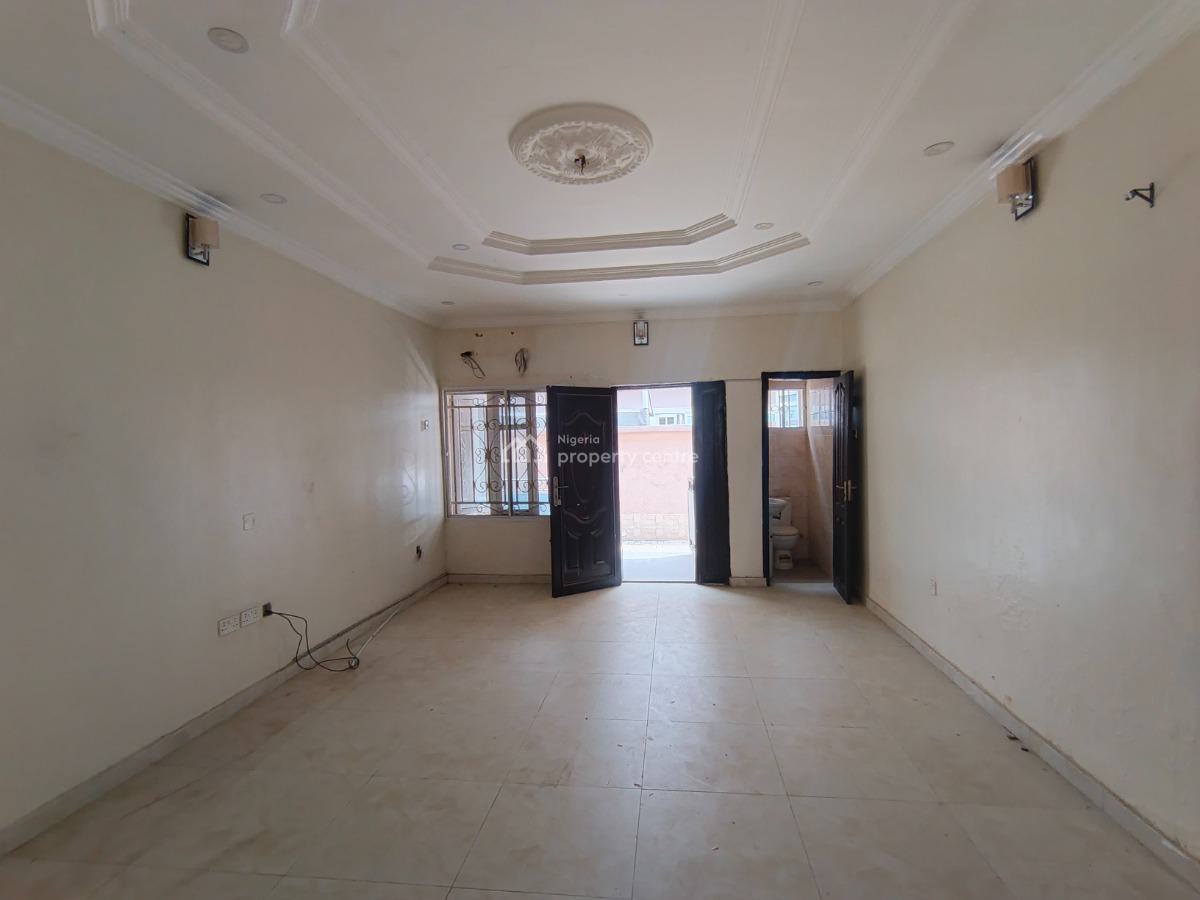 2 Bedroom Flat, Ebute Igbogbo Road, Ikorodu, Lagos, Flat / Apartment for Rent