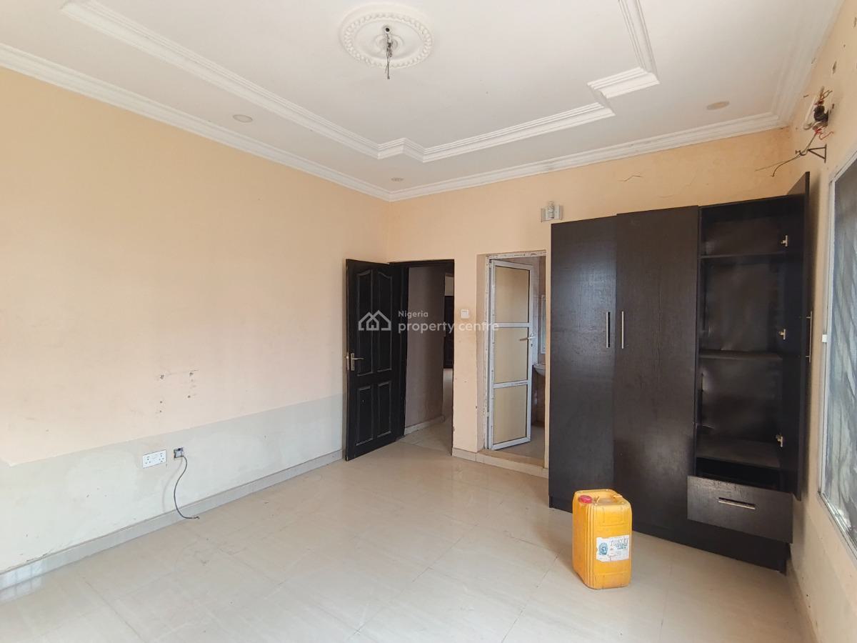 2 Bedroom Flat, Ebute Igbogbo Road, Ikorodu, Lagos, Flat / Apartment for Rent