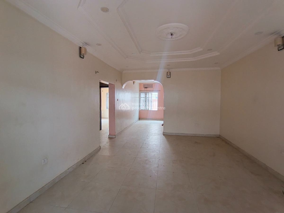 2 Bedroom Flat, Ebute Igbogbo Road, Ikorodu, Lagos, Flat / Apartment for Rent