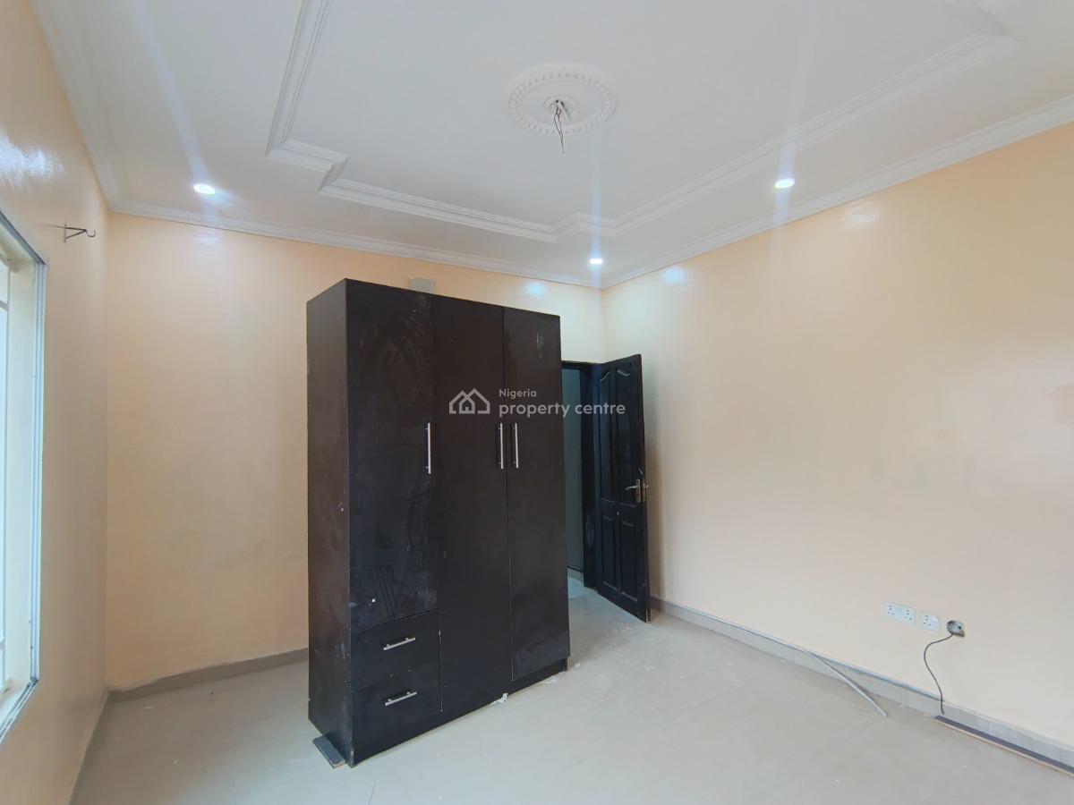 2 Bedrooms Flat, Ebute - Igbogbo Road, Ikorodu, Lagos, Flat / Apartment for Rent