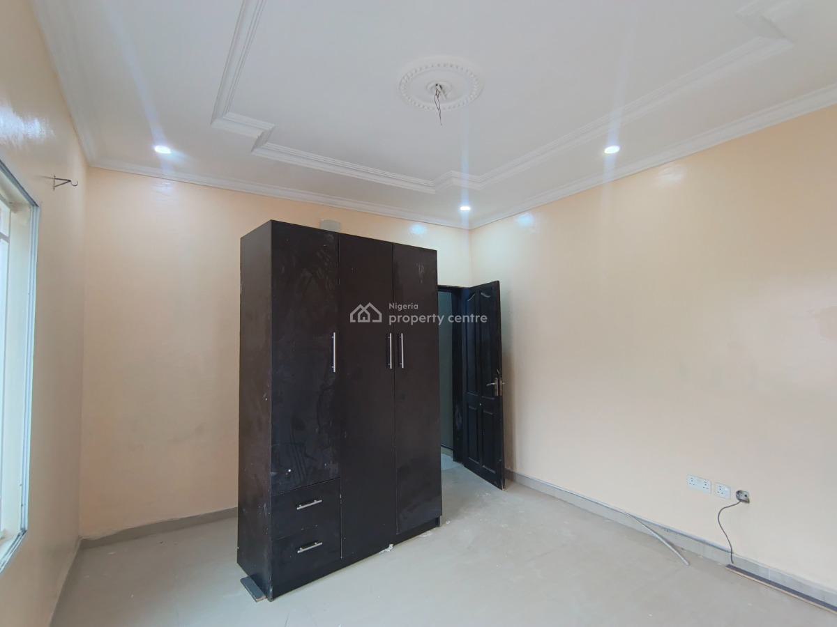 2 Bedrooms Flat, Ebute - Igbogbo Road, Ikorodu, Lagos, Flat / Apartment for Rent