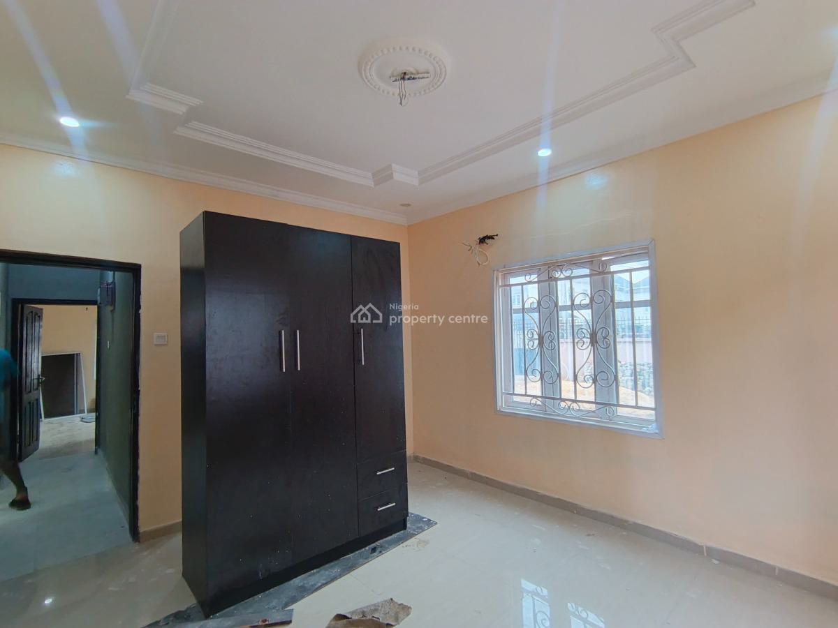 2 Bedrooms Flat, Ebute - Igbogbo Road, Ikorodu, Lagos, Flat / Apartment for Rent