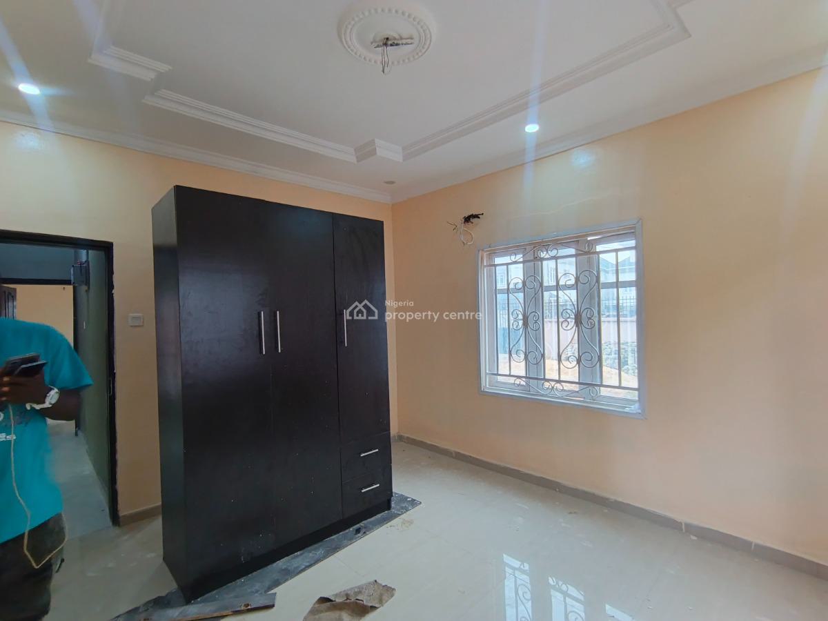 2 Bedrooms Flat, Ebute - Igbogbo Road, Ikorodu, Lagos, Flat / Apartment for Rent