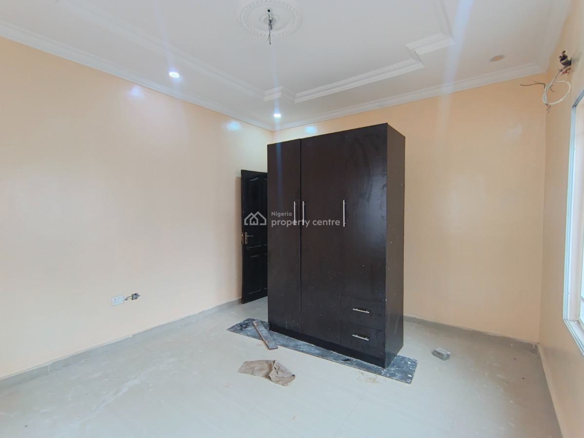 2 Bedrooms Flat, Ebute - Igbogbo Road, Ikorodu, Lagos, Flat / Apartment for Rent