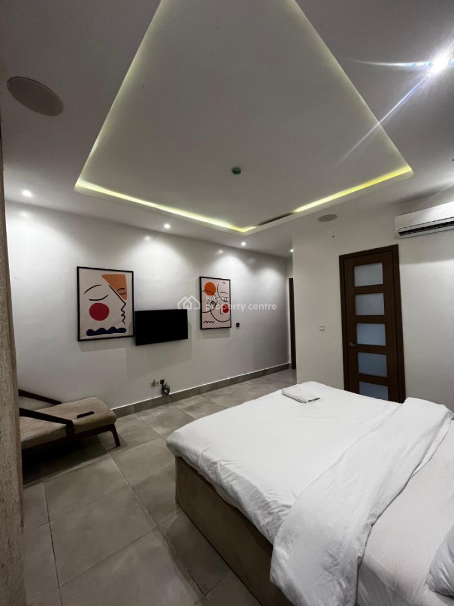 Luxury Fully Furnished 2 Bedroom Apartment with Pool & Gym, Off Admiralty Way, Lekki Phase 1, Lekki, Lagos, Flat / Apartment for Rent