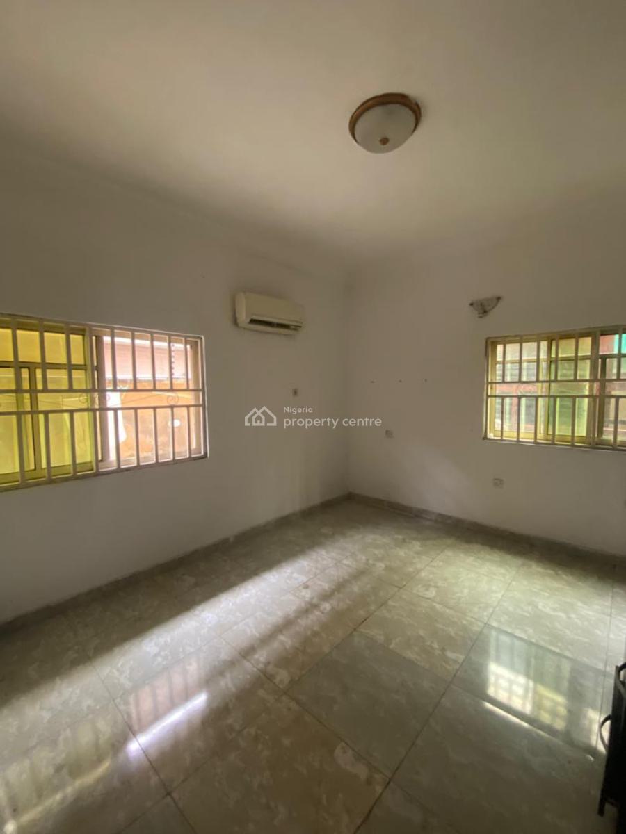 Dashing 2 Bedroom Apartment, Agungi, Lekki, Lagos, Flat / Apartment for Rent